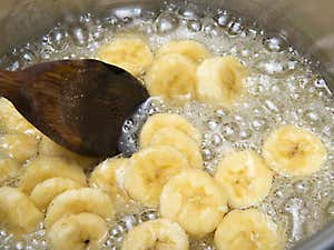 Βράστε μια μπανάνα και πιείτε αυτό το νερό το βράδυ: δεν θα πιστεύετε στα μ